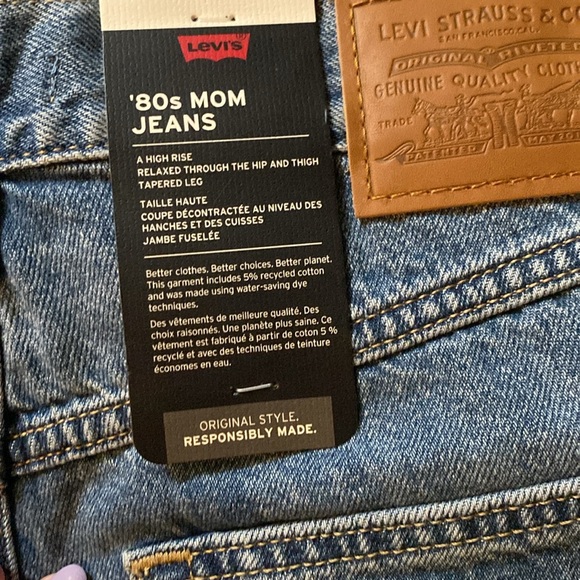 Levi’s  80s MOM Jeans - Picture 4 of 10